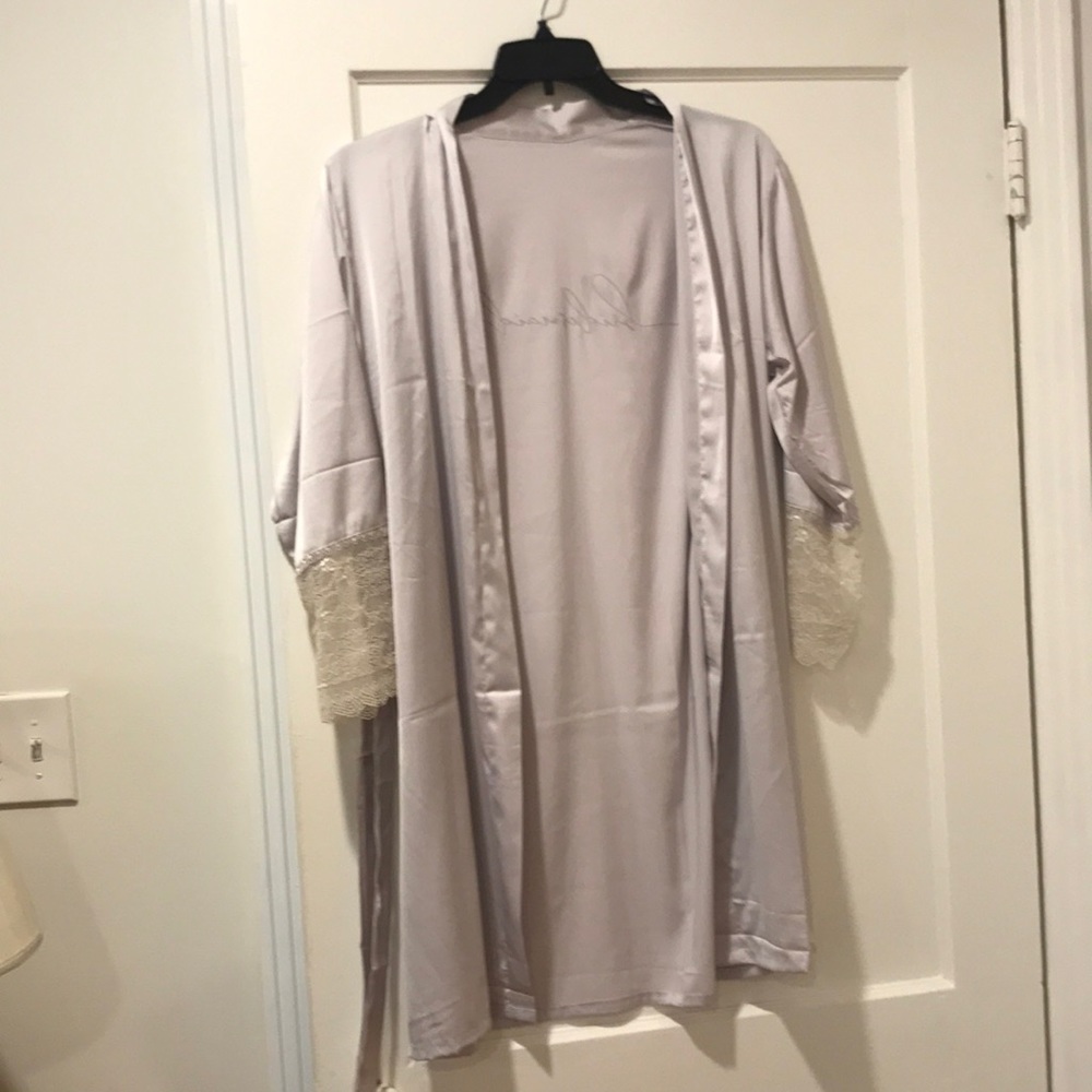 Bridesmaid robe